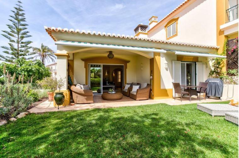 2Bedroom Bungalow Heated Shared Pool ,Near Carvoeiro And Ferrugudo Carvoeiro (Lagoa) Exterior foto